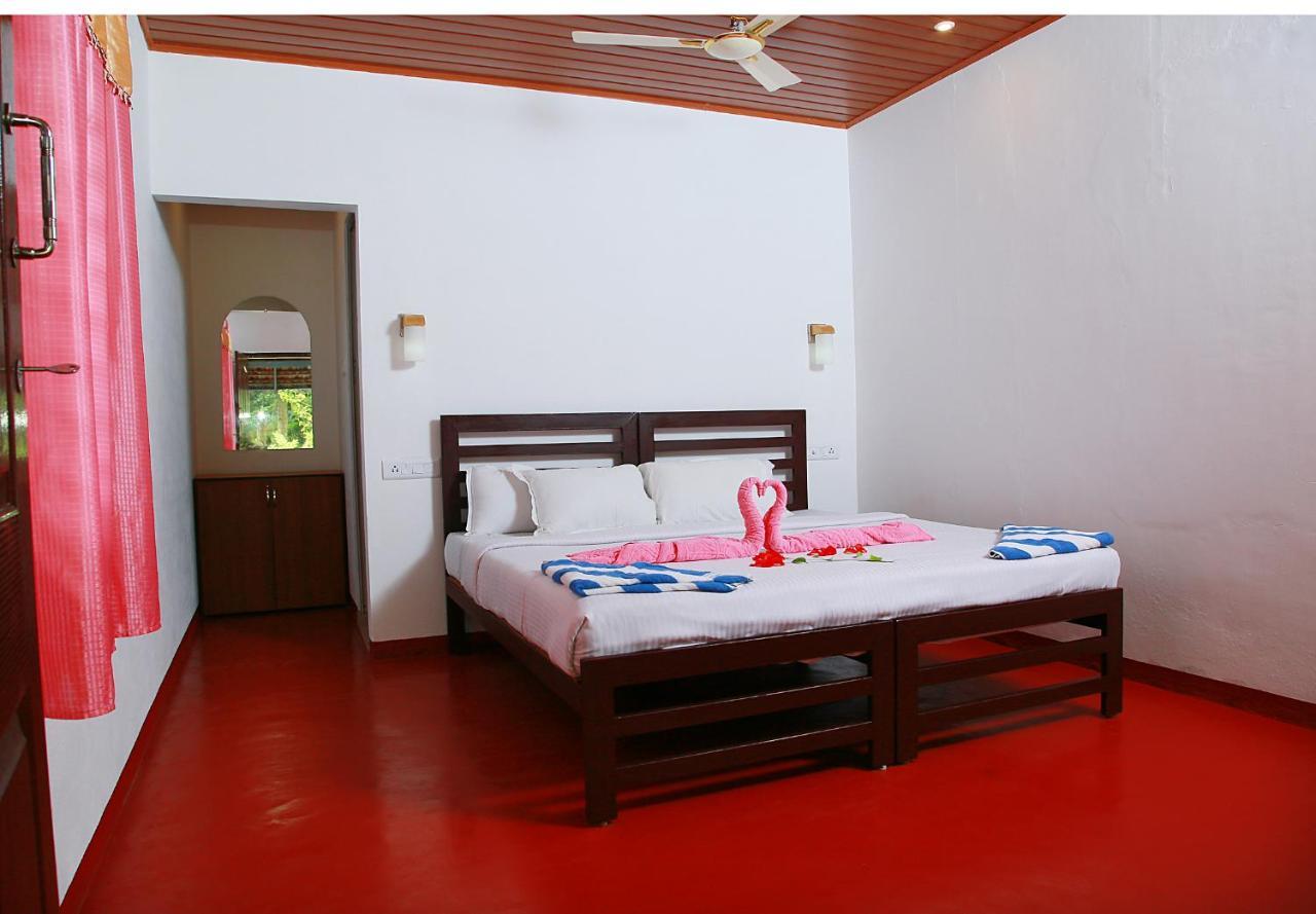 Marari Adonis Beach Villa マラリクラム エクステリア 写真